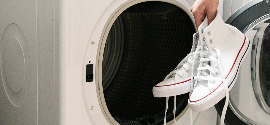 Schoenen in de wasmachine: de do’s en don’ts